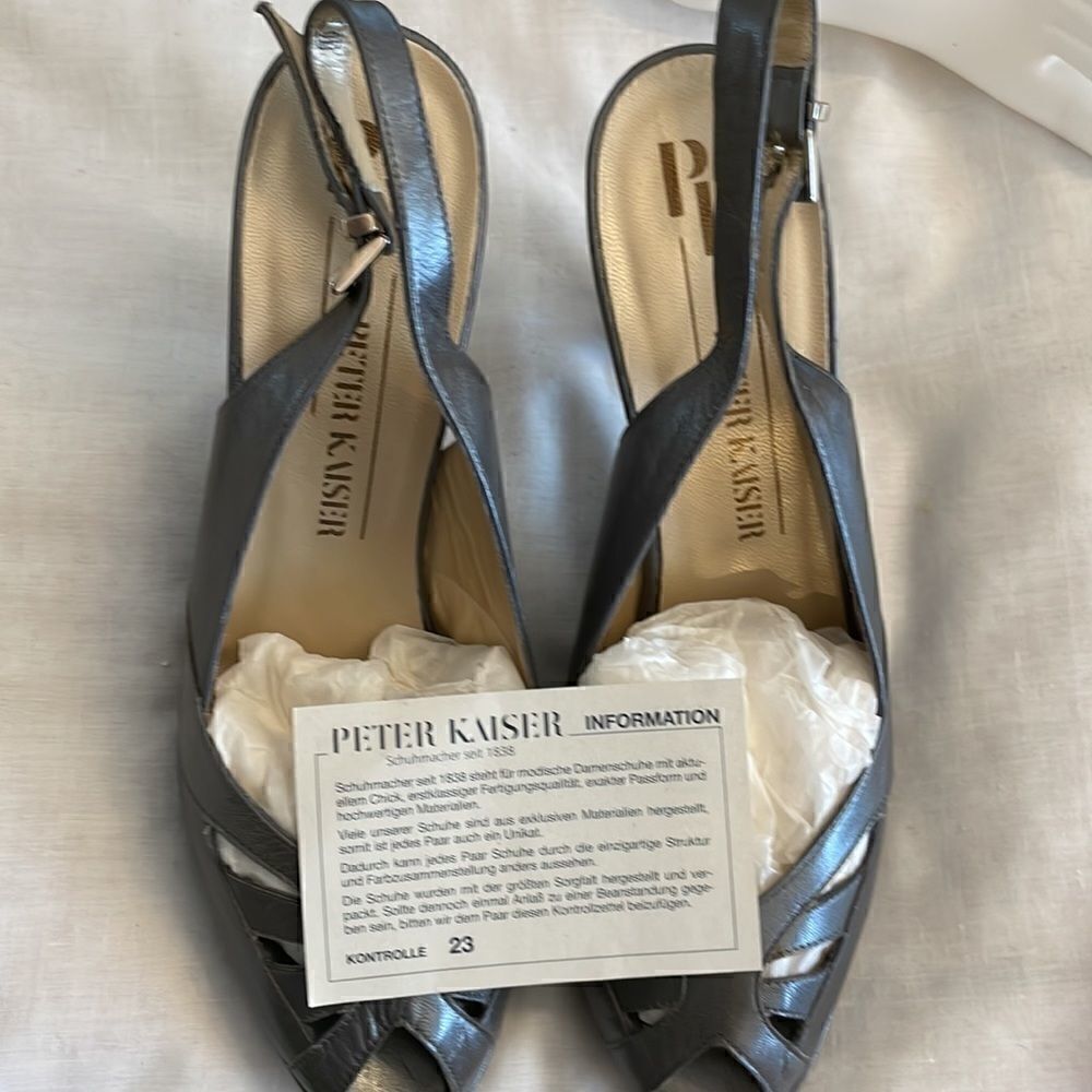 PETER KAISER GREY LEATHER PLATFORM SANDALS.  NEW - Picture 8 of 9